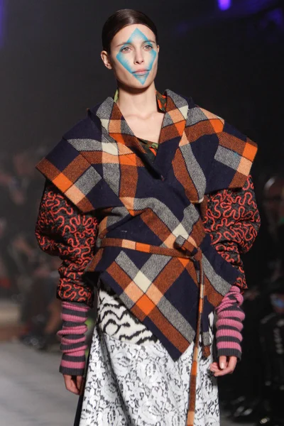Look 95